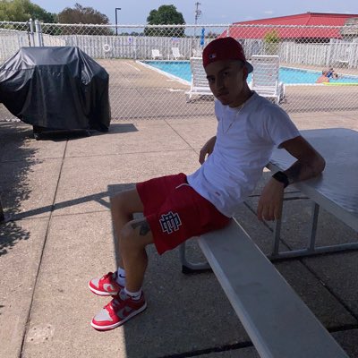 ityb_lou's tweet photo. #NewProfilePic https://t.co/ocfHj0tfpr