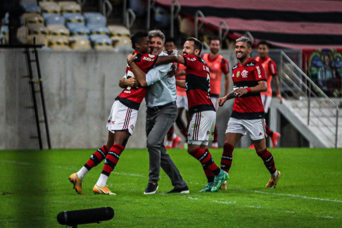 E7K6nmZWUAYhhGQ?format=jpg&name=small