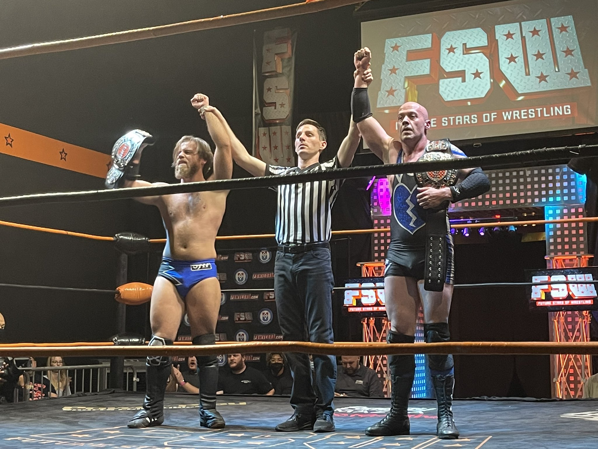 Las Vegas Wrestling Scene on Twitter "JayCafe_ says 5LosSuavecitos1
