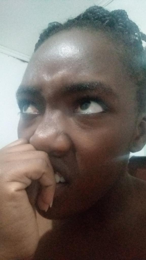 BabygalSimp's tweet photo. Aky nikikumbuka hivi🤦nataka tu kusahau😏😂 https://t.co/7YRNf9udzt