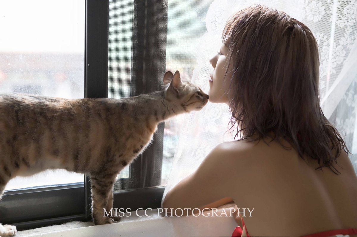 能贩卖的只剩下浪漫的灵魂了

摄影/<a href="/misscc520/">CC小姐</a> 
出镜/<a href="/summer72227170/">summer</a>

#私房 #人体摄影 #摄影 #写真 #成都