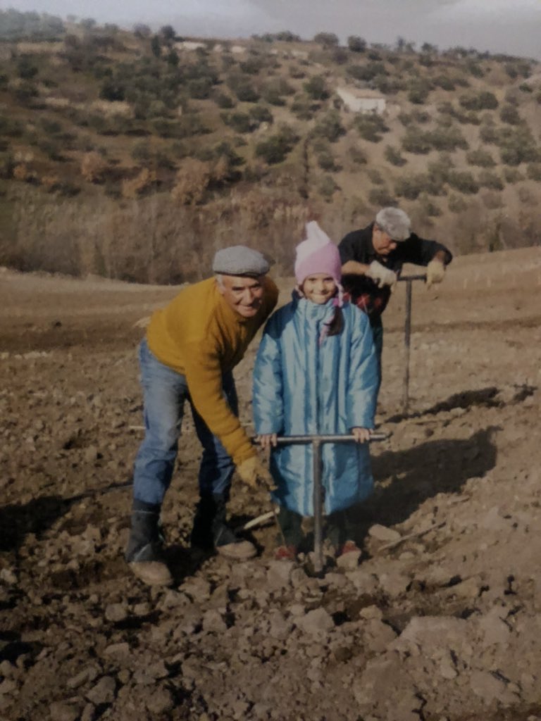 Happy birthday to our little #winemaker, Emiliana D’Angelo. 🍇 #25luglio #aglianicodevulture #basilicata