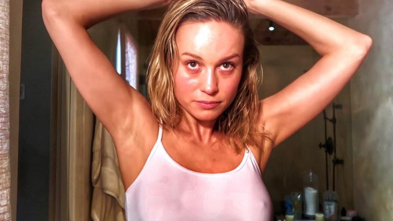 #SeductiveSunday. . ? She guesses she will participate.