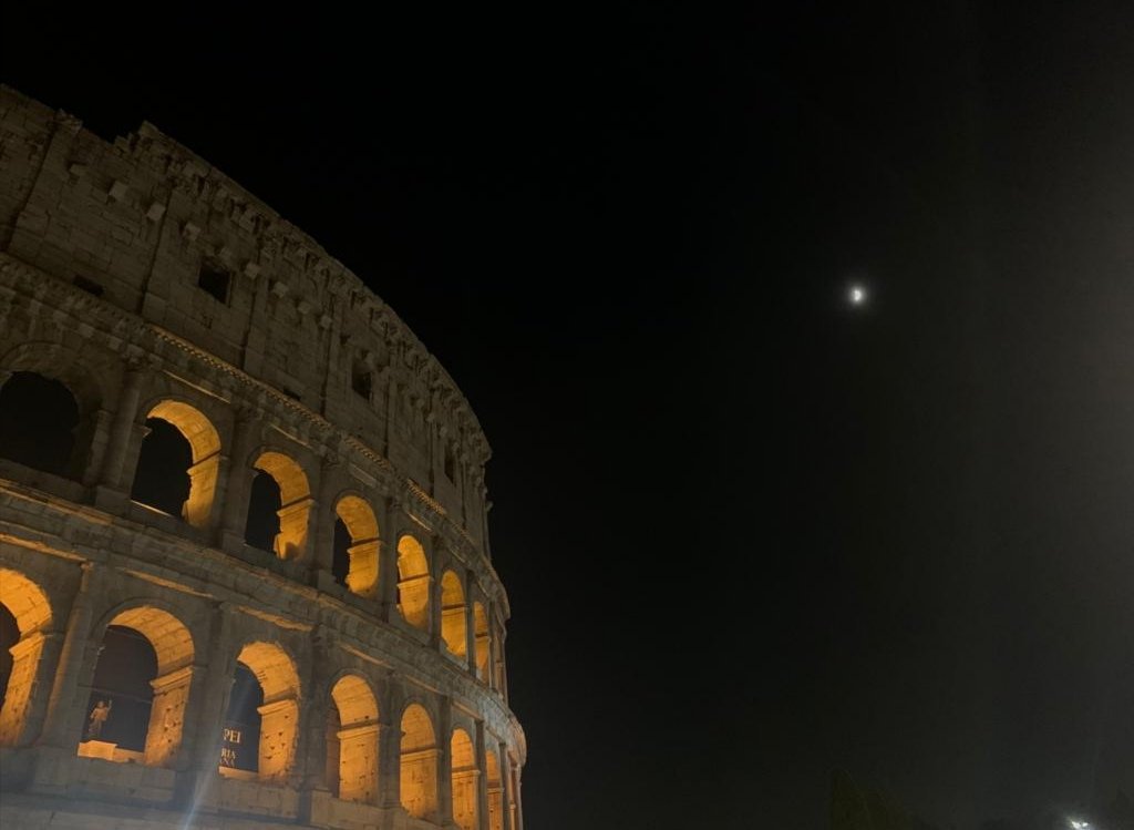 bdlvfrd's tweet photo. @tedaselectricas #roma https://t.co/rmSYlX2IcZ