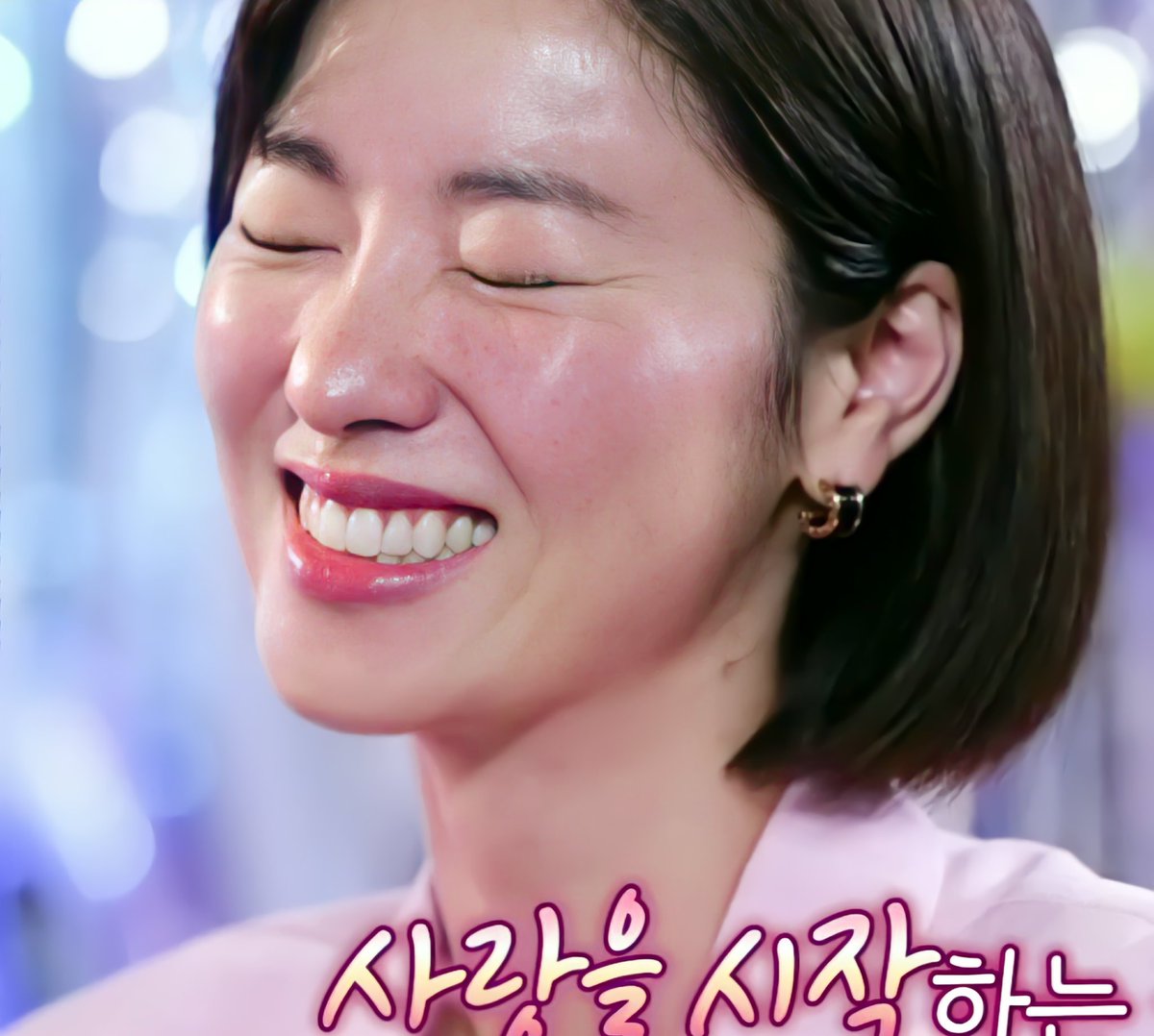 I presented to you guysss the birthday girl , eorie Bennie 
Happy birthday to you 
#JeonYeoBeen 
#HappyYeobeenDay 
#온전히_빛나는_여빈아_생일축하해