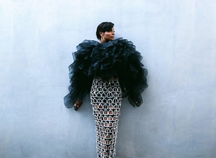 Glaziang's tweet photo. BEST DRESSED ~ It's the judge at #NigerianIdol season 6 and the one and only #PEMPE crooner @iamseyishay on our best dressed list in an extraordinarily beautiful dress from Weiz Dhurm Franklyn.
See full list at: https://t.co/uB6FakWbvm #GlaziaNow #Fashion https://t.co/GRieVgnrlx