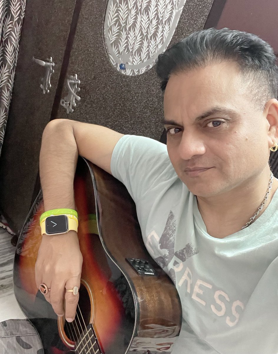 Thanx for showering so much love upon my latest track #PAAGALL