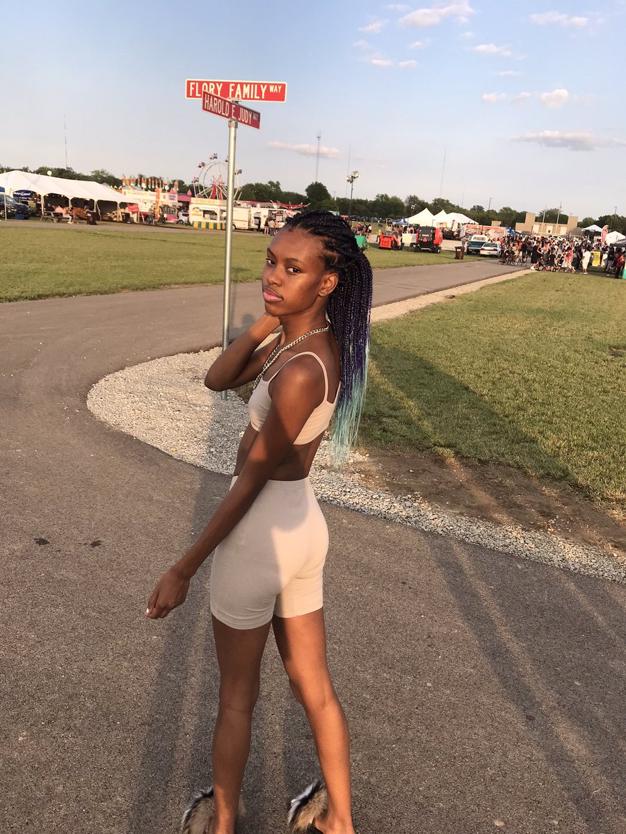 KikiMarieTV's tweet photo. Last Saturday at the Fair!🎠🎡 7/17/21 #fair #montgomerycounty #fairrides #montgomerycountyfair #fairride https://t.co/YUU4KnDeC8