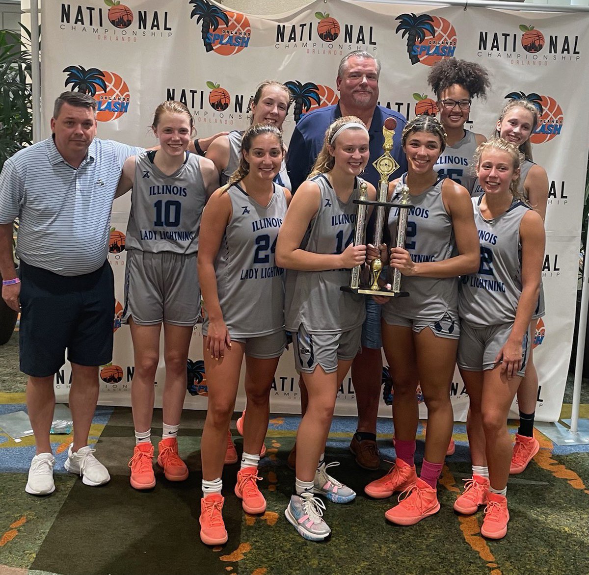 IL Lady Lightning tweet media