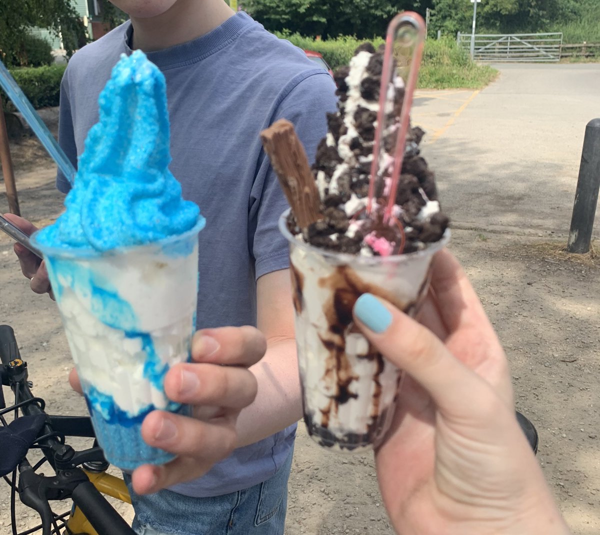 lovely little bike ride w/ <a href="/tomorourke_/">Tom</a>  🚲🚲