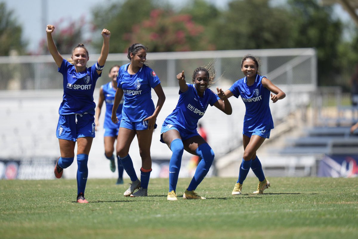 .<a href="/SCBlueHeat/">SC Blue Heat FC</a> did it again! 🏆#UWSNationalChampions