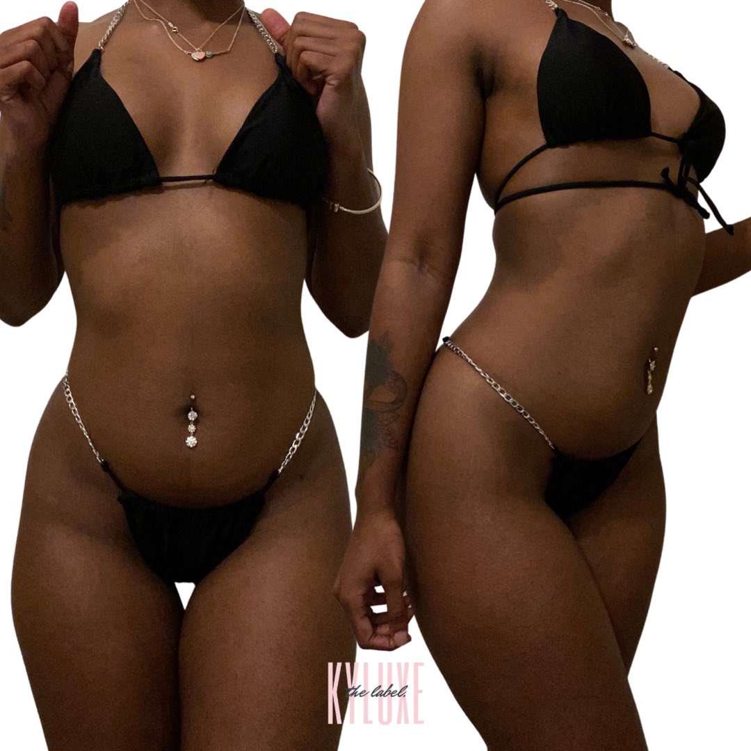 shopkyluxe's tweet photo. Hey ladies! I know it’s been a minute. 🥺 in the process of rebranding to bring you quality items and faster shipping times. Bare with me. 💖 However, everything is marked down. The website is currently under construction but you can still shop by sending a DM! On hand items👇🏽 https://t.co/SzWUiBGaMd