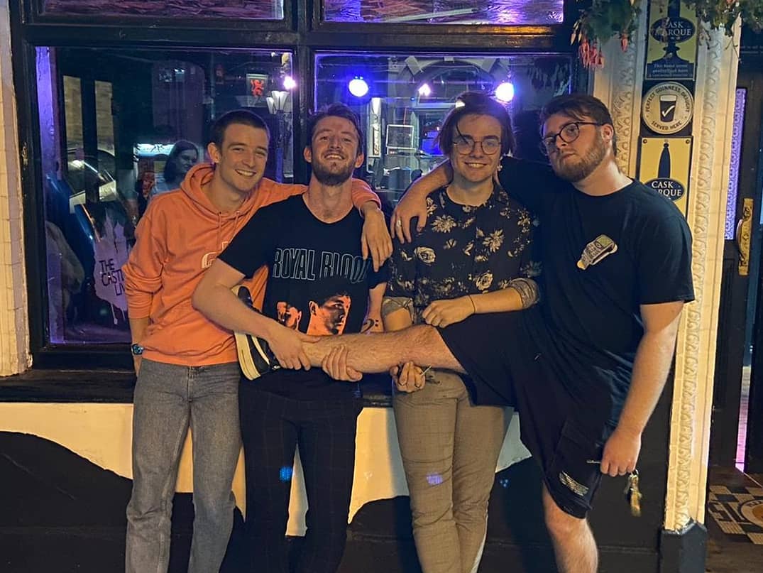Thank you so much to everyone who saw us last night 💜