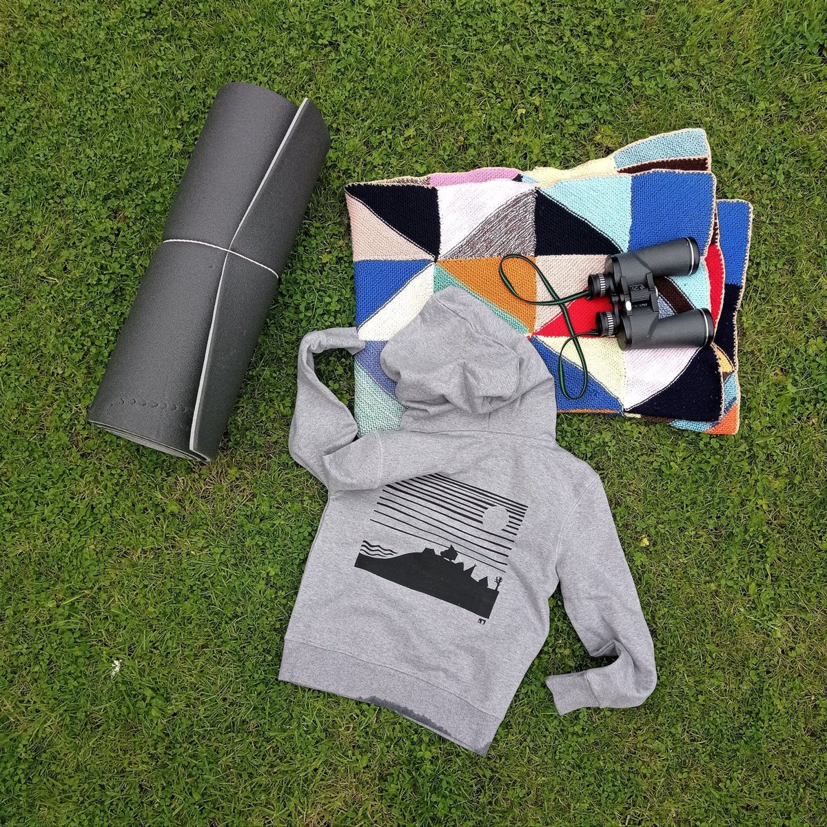 LostShapes's tweet photo. Just added a kids sweatshirt to the Camping range in my #etsy shop - perfect for keeping warm as the sun goes down (or all day if things go full English-summer):  https://t.co/qPQNGpUHdE #screenprint #organic #ethicalkidsclothes #camping https://t.co/m40zfXhwph