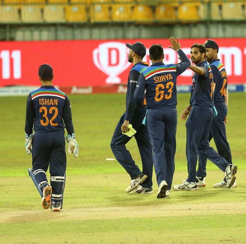 surya_14kumar's tweet photo. Fantastic start to the T20 series💪🏽🇮🇳
Bowling side was 🔥
All-around team effort 🙌🏽 https://t.co/KGEorSA9KF