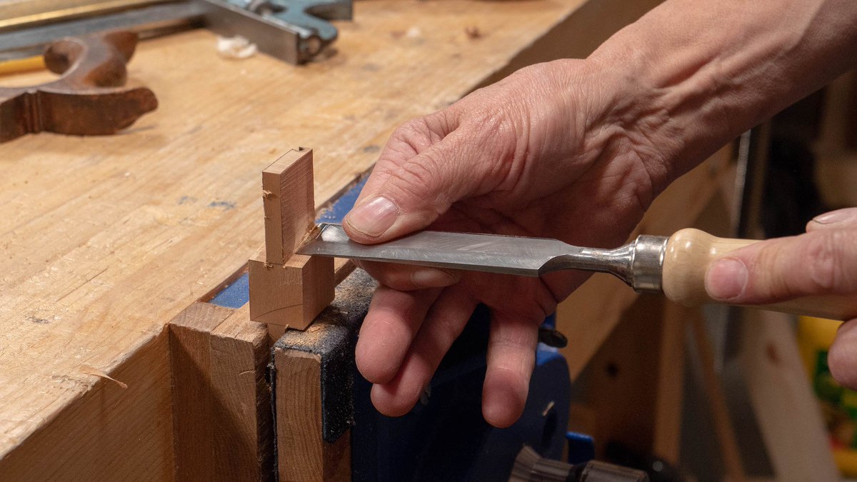 commonwoodwork's tweet photo. Starting a new hobby can be expensive, however with our buying guides, Paul advises you on buying the right tools for your beginners toolbox to help you get started in woodworking: https://t.co/ddOO5FxDYQ https://t.co/MkJjHibPW3