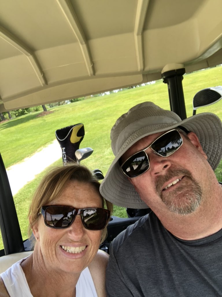 Tina_S1109's tweet photo. The girls are trying our hand at golf! ⛳️ So far so good! https://t.co/aBAFrLCvT7