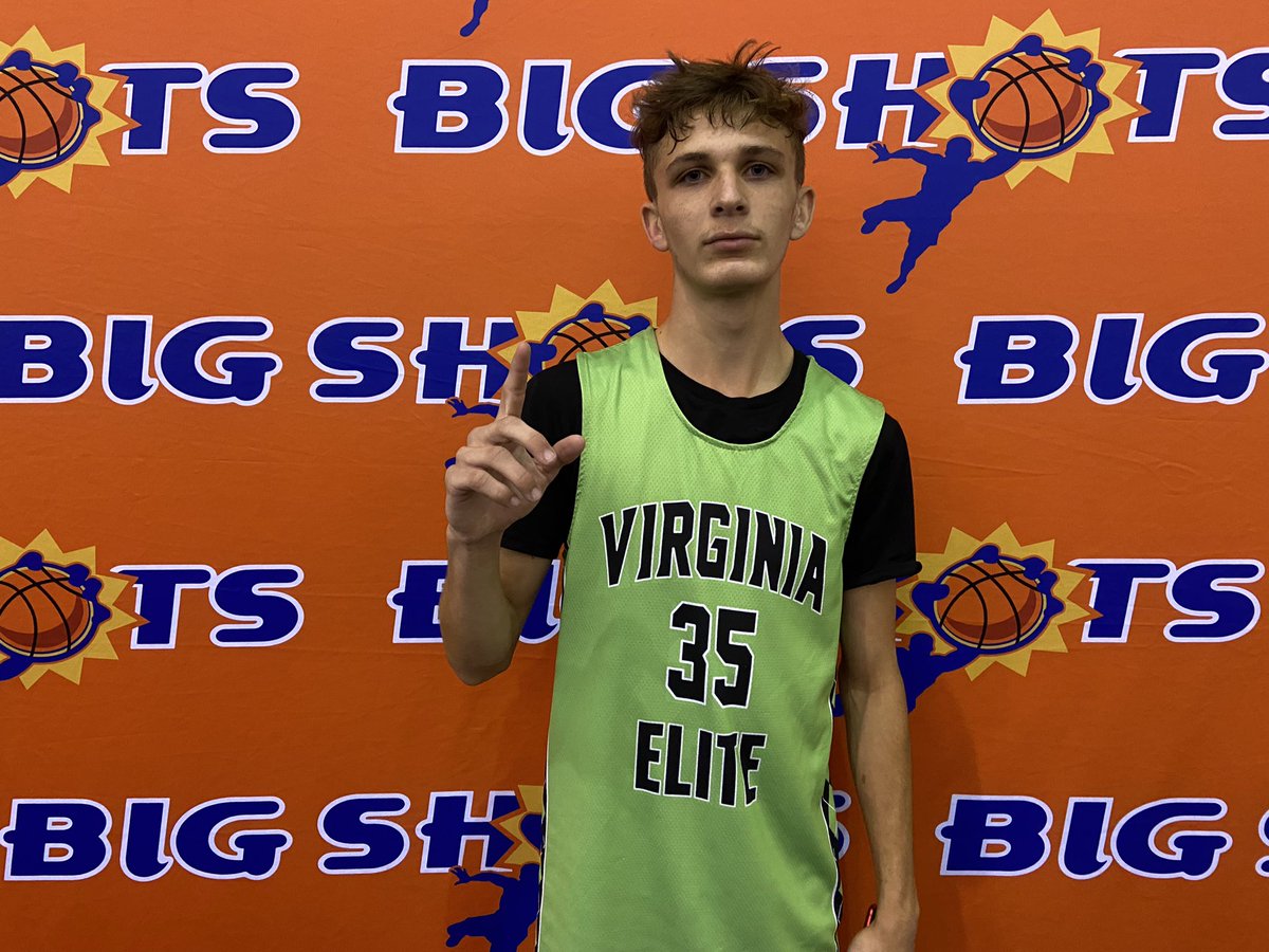BigShotsGlobal's tweet photo. #BIGSHOTS #VALive 
15U Blue Silver Title 

VA Elite Southside: 64
#5 Jailyn Edmonds- 17 pts 
#35 Jaken Ford- 12 game winning 3

Team Vito: 63
#10 Donavan Blackman 20 pts https://t.co/SltQvfammx