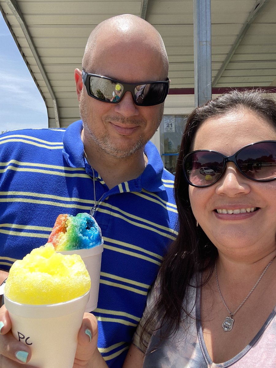 katerry216's tweet image. Enjoying a cool treat on a hot Sunday afternoon #wcesummer