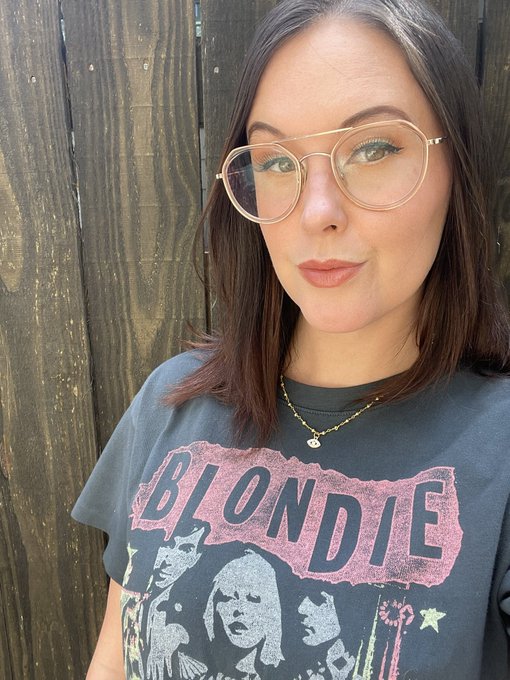 Watch Meg Turney's leaked NSFW photo on TwXstars