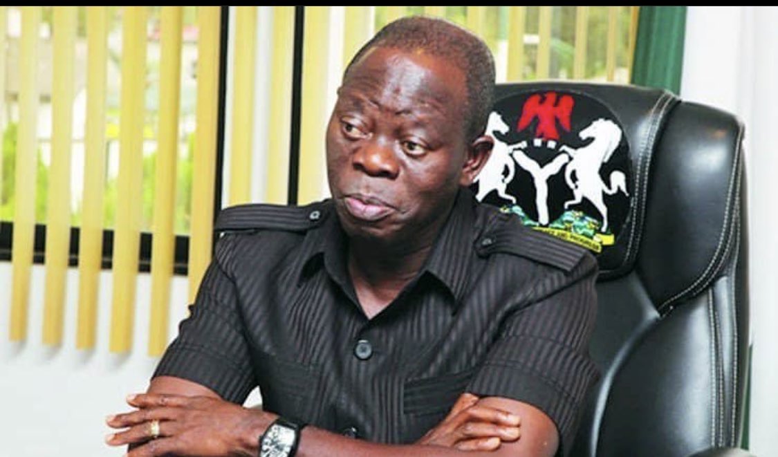 JS7stanns's tweet image. Oshiomhole pikin self dey Big Brother 💀 #BigBrotherNaija
