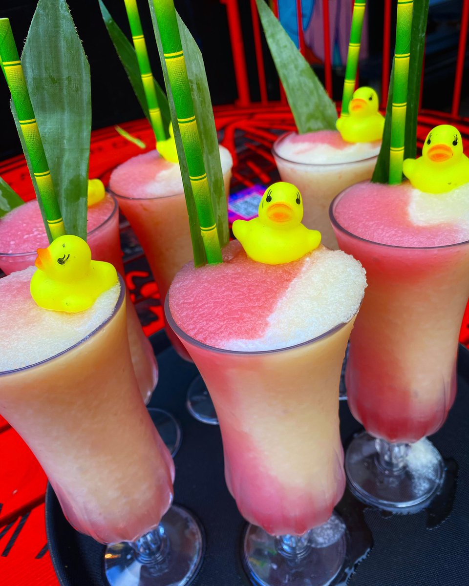 Miami Vices for all. 

Best drink in the world? Half Strawberry Daiq | Half Piña Colada

 Ducky’s optional.