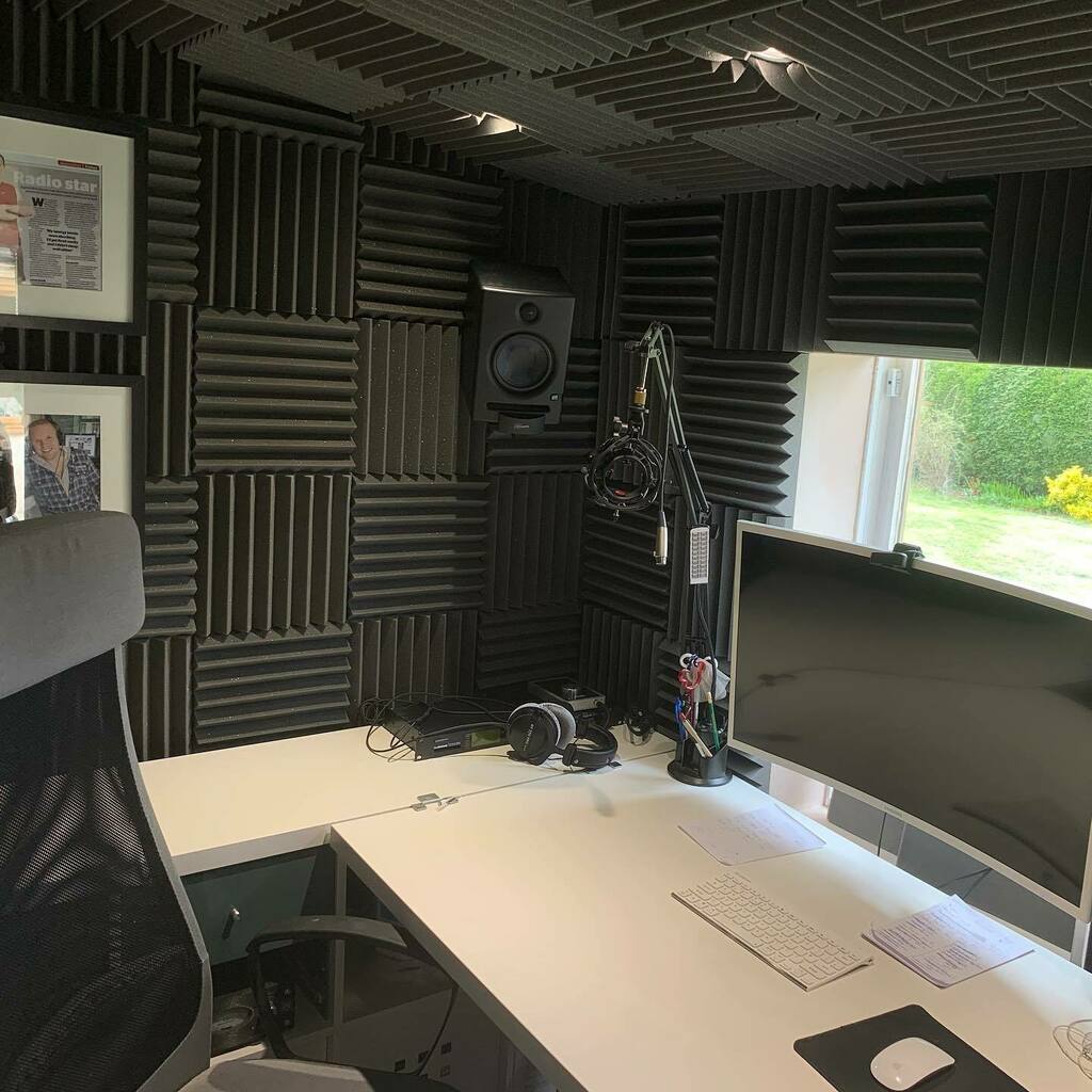 R O B E R T O tweet media