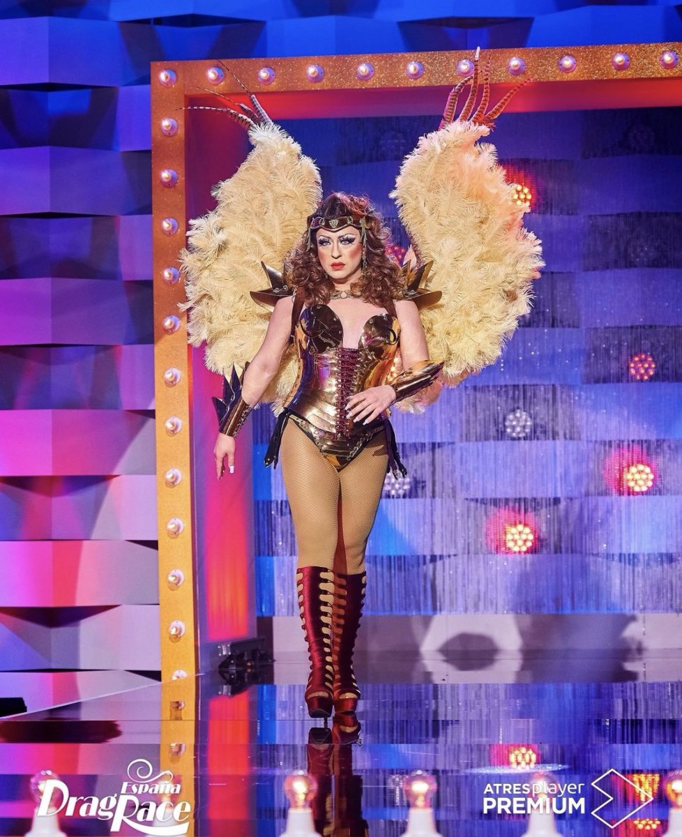 RT @carlsversus: WONDER WOMAN 1984 #DragRaceEsFinal https://t.co/bMb1sBfKhV