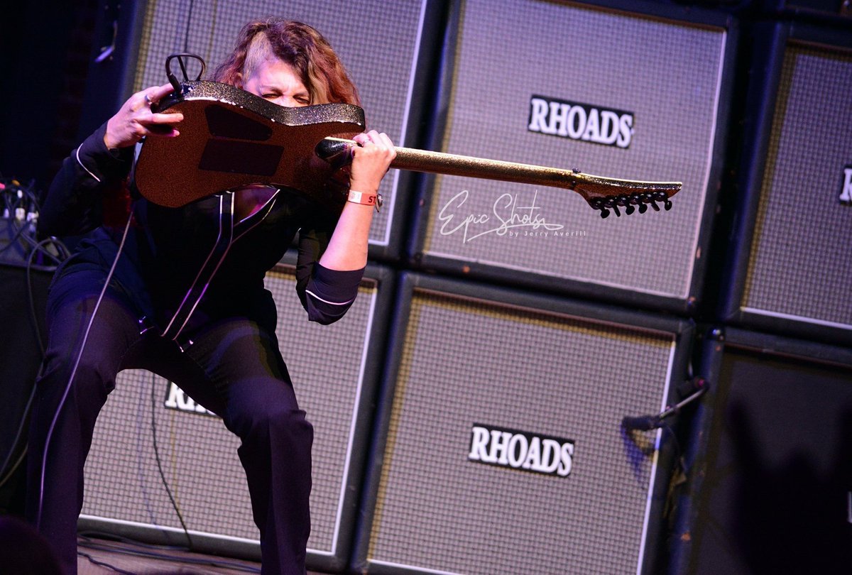 Janet was hungry when she played at the Randy Rhoads Remembered show a few years ago...#randyrhoads #cordialcablesusa #Fender #jacksonguitars #marshallamp