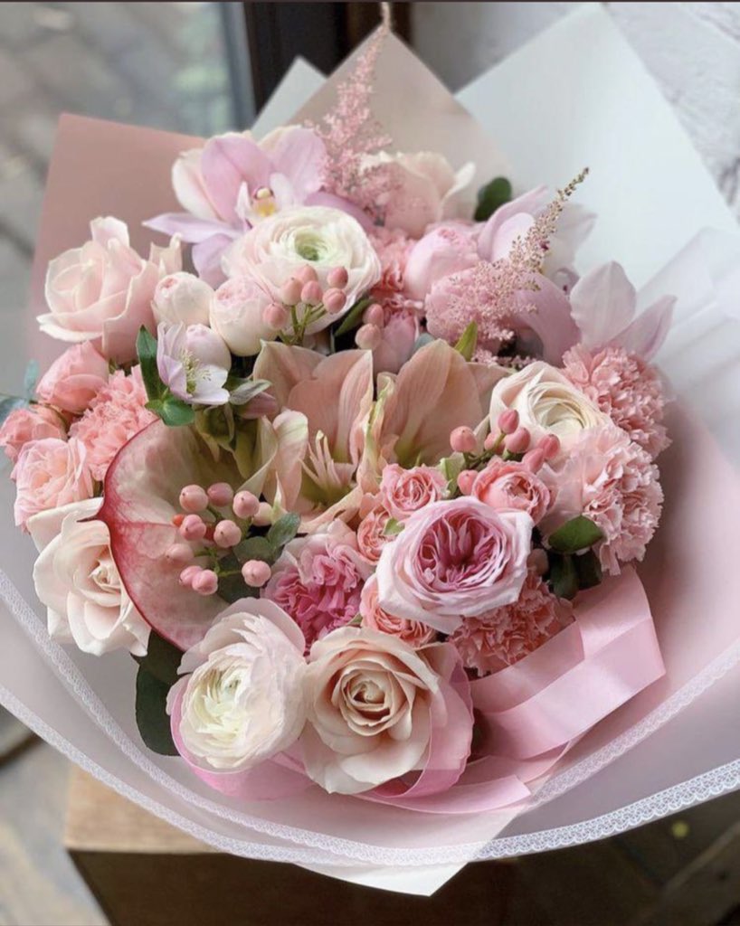 #بحمد_الله_تدوم_النعم

الحمدلله بلاسبب ، ولا طلب ، الحمدلله حمداً كثيراً، الحمدلله دائماً وابداً.