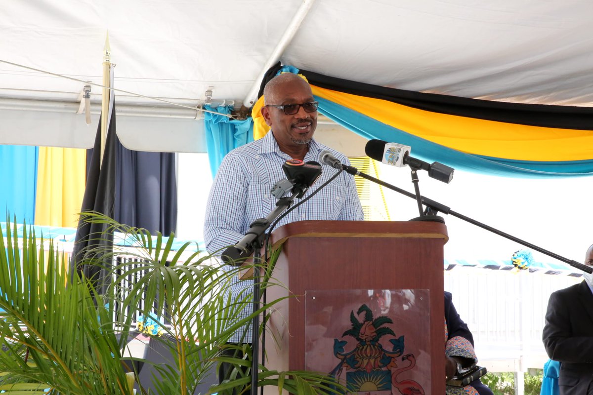 PMDeliveryUnit's tweet image. Two clinics were commissioned in High Rock &amp;amp; McLean&apos;s Town, Grand Bahama on Friday, representing a &quot;significant milestone&quot; in the reconstruction of the island post-Hurricane Dorian, said @minnis_dr. Repairing health facilities is a strategy of the #ReconstructionKeyPriority.