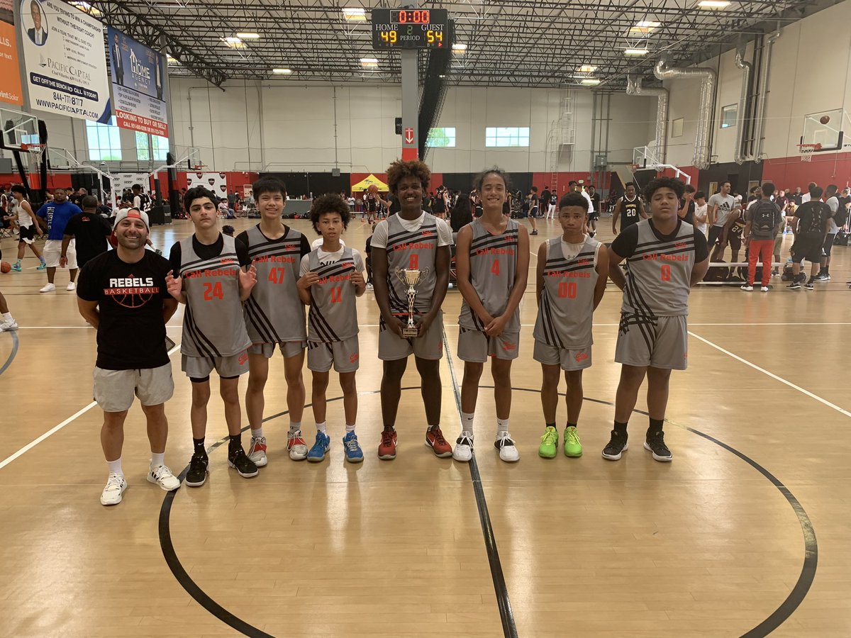 Cali Rebels Kara prevail and are the Champions of the 15u Rosa Parks Division at The Stage! #TheStageBball