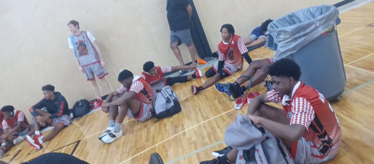 Mamba_Wolfpack's tweet photo. Championship game 🏆Mamba Wolfpack 84 vs Texas Pro 67 Trey Alexander 2024🔥🔥 LED all scorers with 23pts, 7rbs, 3stls, and 2asst Amare Holmes 2023 22pts, 6rbs, 2blks, 2stls and 2asst KJ Sykes 19pts, 3stls, 5asst and 2rbs Kam Beverly added 10pts and Carter Mullins added 10pts🔥🔥 https://t.co/6r4Zsz5bSn