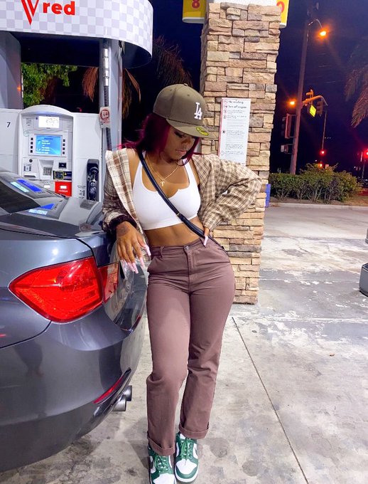 Watch t ☆ j's leaked NSFW photo on TwXstars