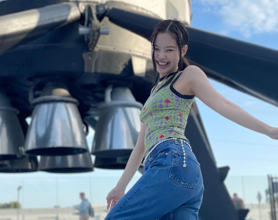 jenniesarchive tweet picture