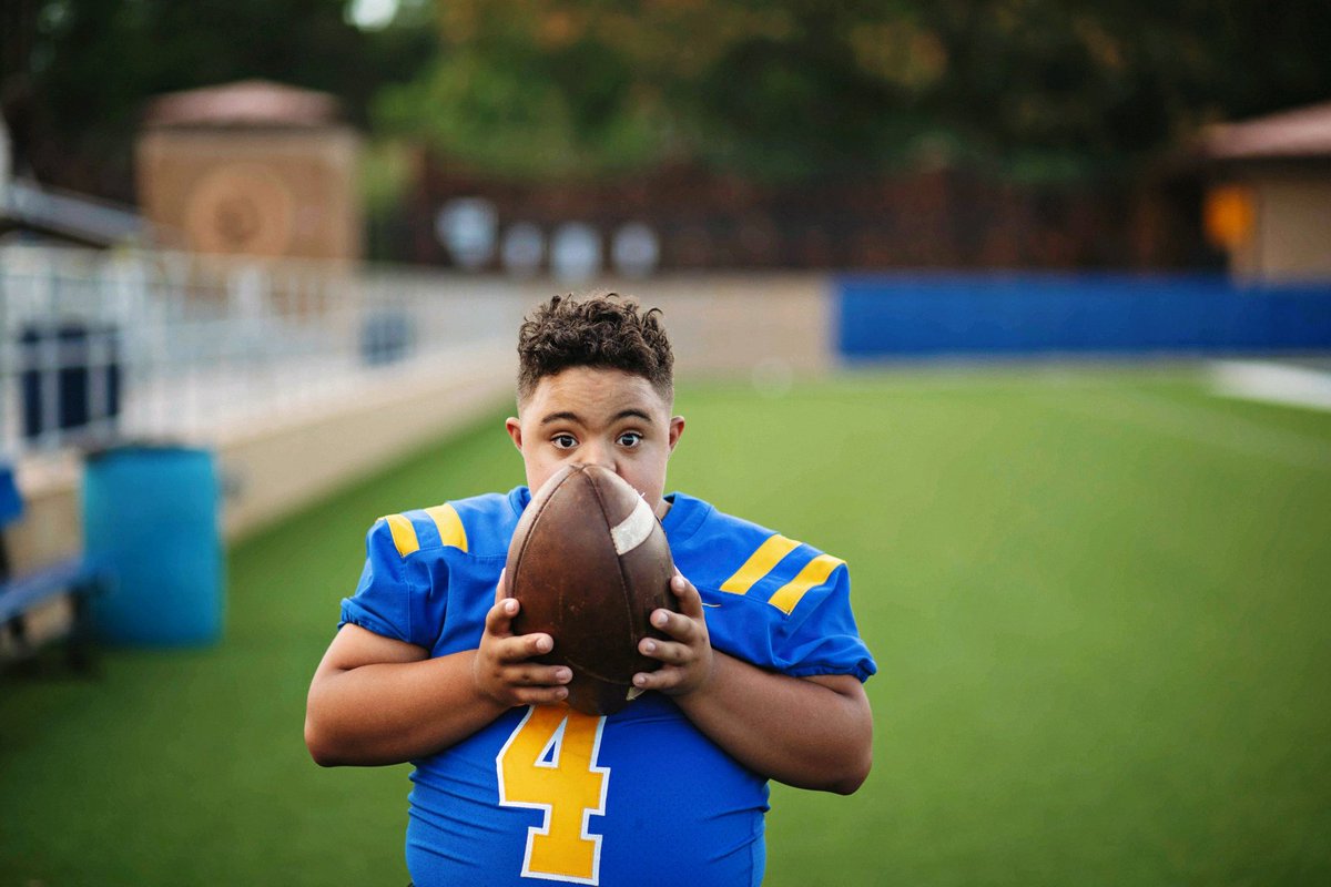 M_DHamlett's tweet photo. Baby boy is ready for Friday night lights. @HamlettJaccari @heather_hamlett @mhambone903 @City_903 @CanadyKenny https://t.co/hScT7FUPrj
