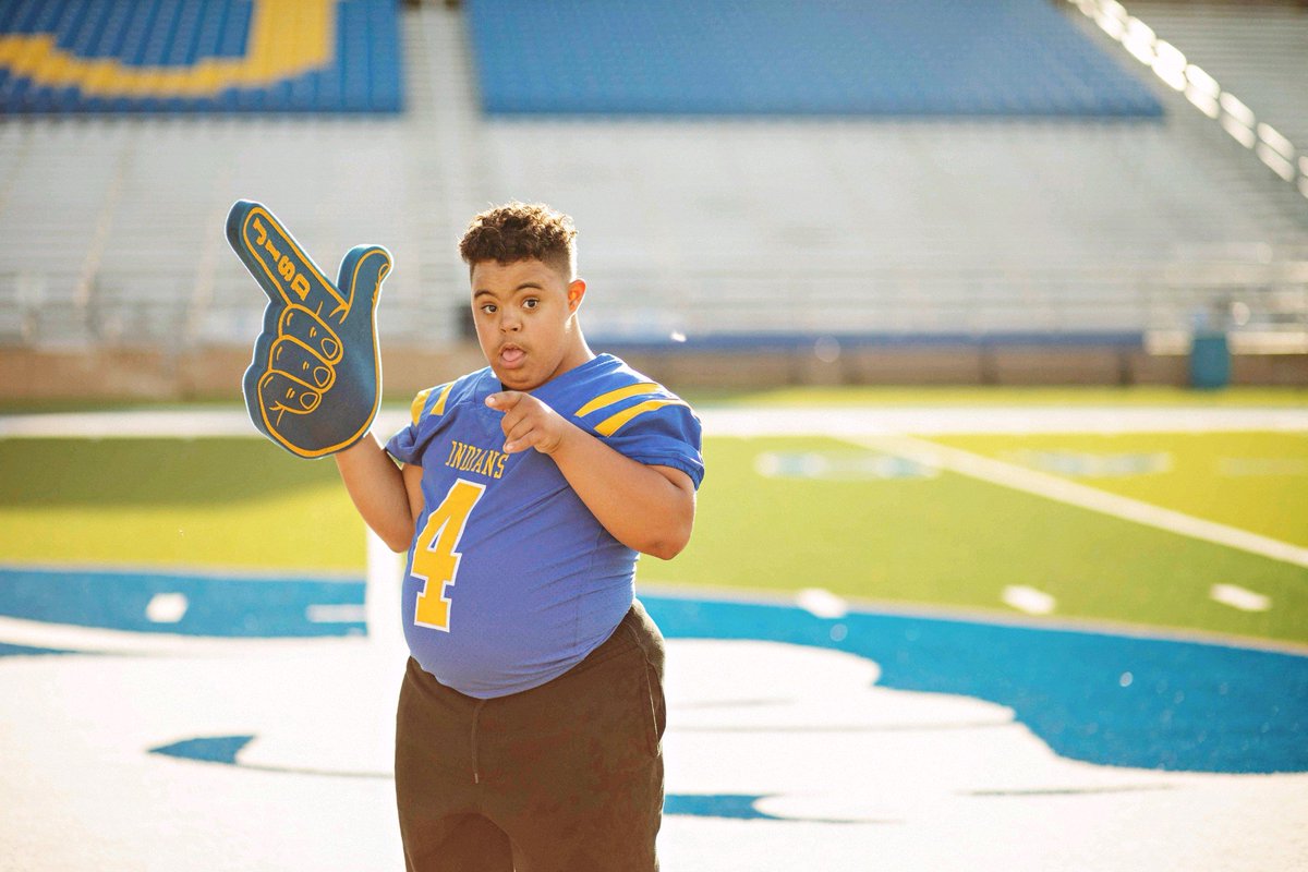 M_DHamlett's tweet photo. Baby boy is ready for Friday night lights. @HamlettJaccari @heather_hamlett @mhambone903 @City_903 @CanadyKenny https://t.co/hScT7FUPrj