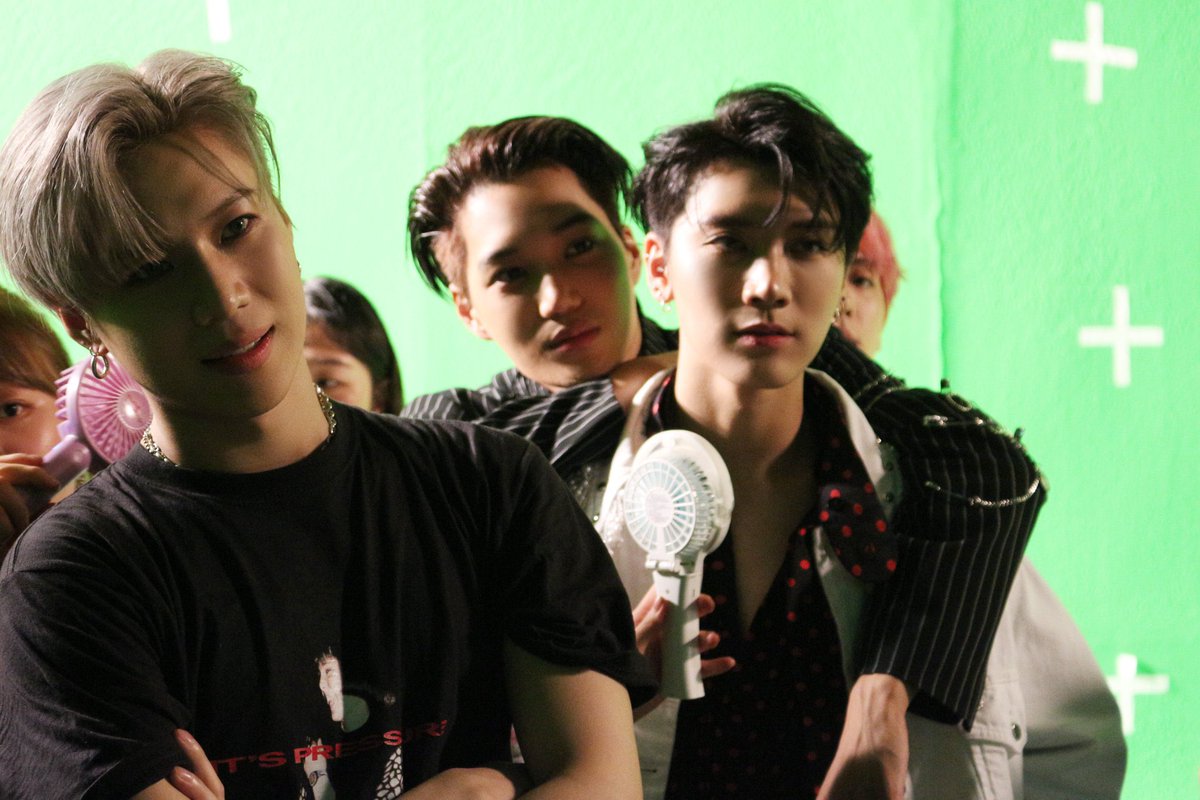 DakruoM_twt's tweet photo. ［Too Good To Be Kept  ⠀ 📂 ⦂ ⠀𝐃𝐚𝐤𝐫𝐮𝐨 𝐌 🤘］
⠀⠀ Throwback to Jop͜͡ping MV making.
 
#NAGISA #MISAKI #KENAI #HAYTHAM #NETVOR #CIRQUE
#DakruoM #DakruoMTheFuture https://t.co/9Psw6iEMp4
