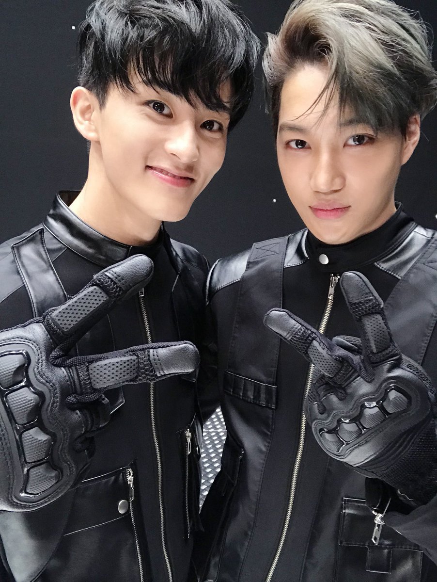 DakruoM_twt's tweet photo. ［Too Good To Be Kept  ⠀ 📂 ⦂ ⠀𝐃𝐚𝐤𝐫𝐮𝐨 𝐌 🤘］
⠀⠀ Throwback to Jop͜͡ping MV making.
 
#KENAI #KANEKI #NETVOR #MISAKI
#DakruoM #DakruoMTheFuture https://t.co/DG2FWgm7YM
