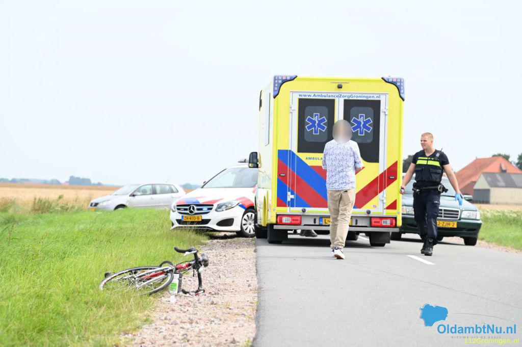 Wielrenner gewond na aanrijding met personenauto