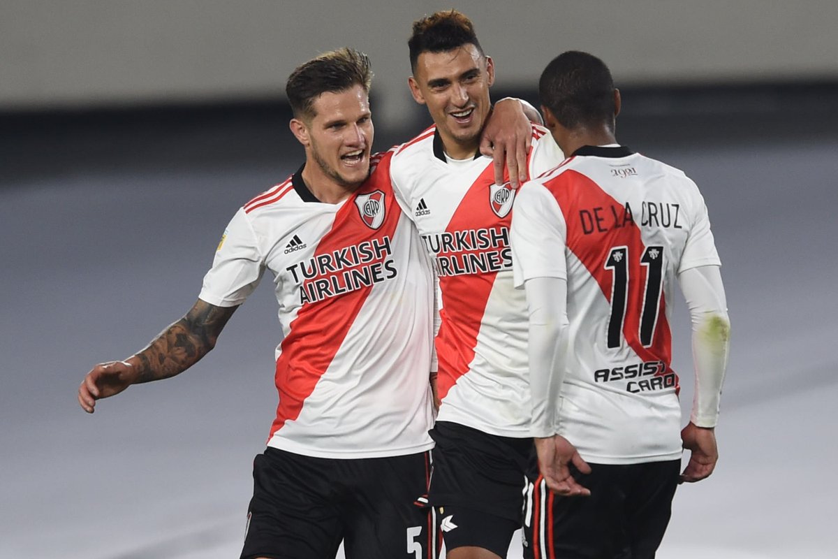 RiverPlate's tweet photo. ¡QUÉ GOLAZO! 🤯 https://t.co/xxLujXaR3B