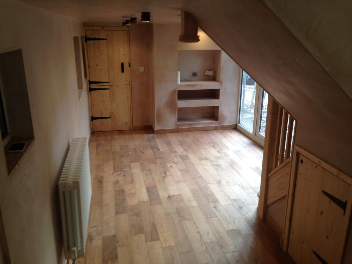 AMHOMESUK's tweet photo. Interior house refurbishment went perfect, customer was very happy!!

A quality job at the best price. 
: https://t.co/vzunXzBck0
: 0116 2882297
#AMazingHomes #Leicester #Property #Homes #homeimprovements https://t.co/7KQstTNabY