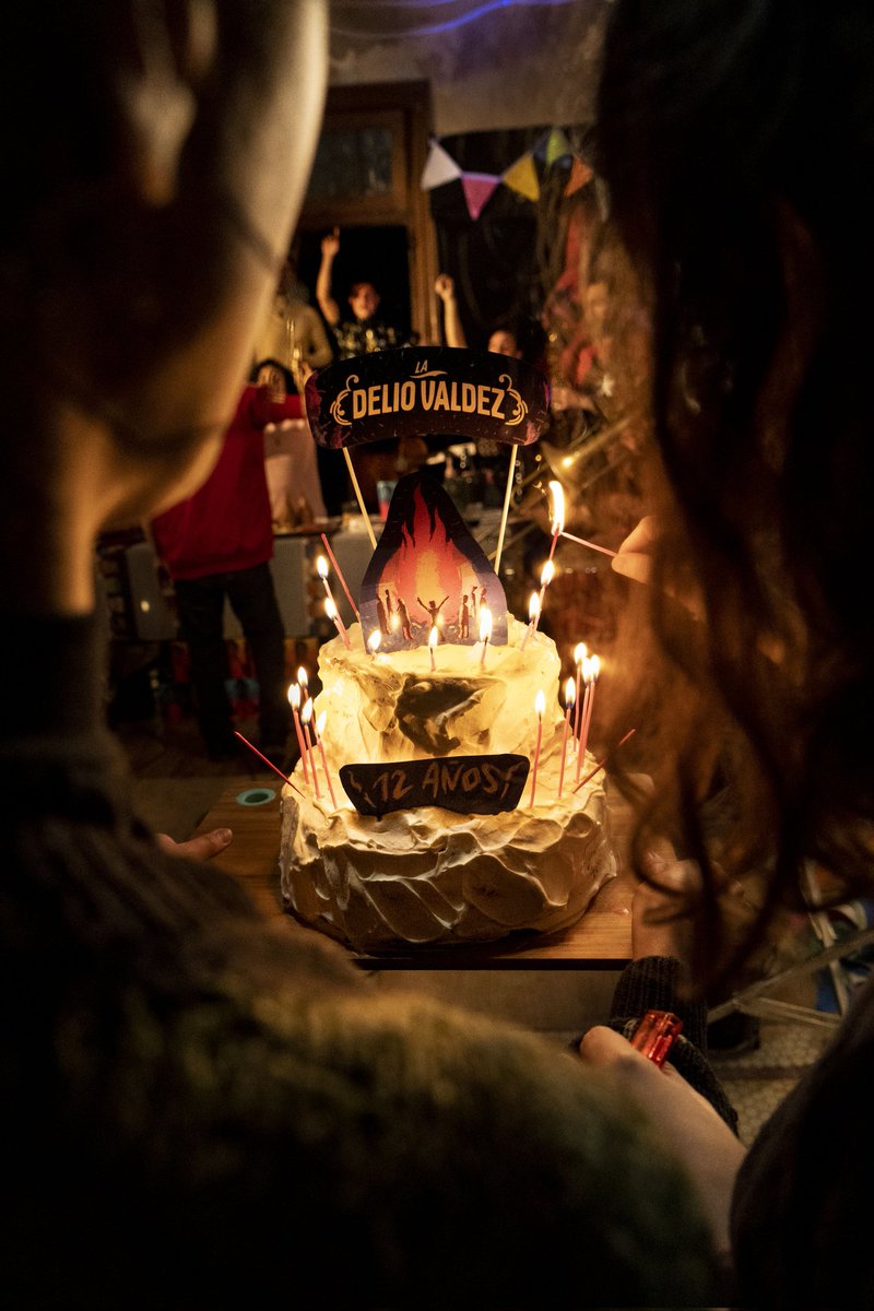 🎉 Momento de felicidad plena en nuestro festejo de cumpleaños de anoche.🎊

Ya disponible en todas las plataformas nuestro nuevo disco:
🔶 El Tiempo y La Serenata 

GRACIAS GRACIAS GRACIAS♥️

📷 <a href="/caropedace/">Caro Pedace</a>