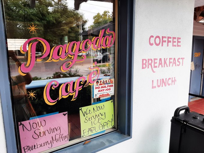 Brunch and sunbathing picnic, courtesy of my new favorite pro-decrim worker-owned co-op cafe ☀️ https://t<a href="/tag/mvsales"class="tags"><span>#mvsales</span></a>