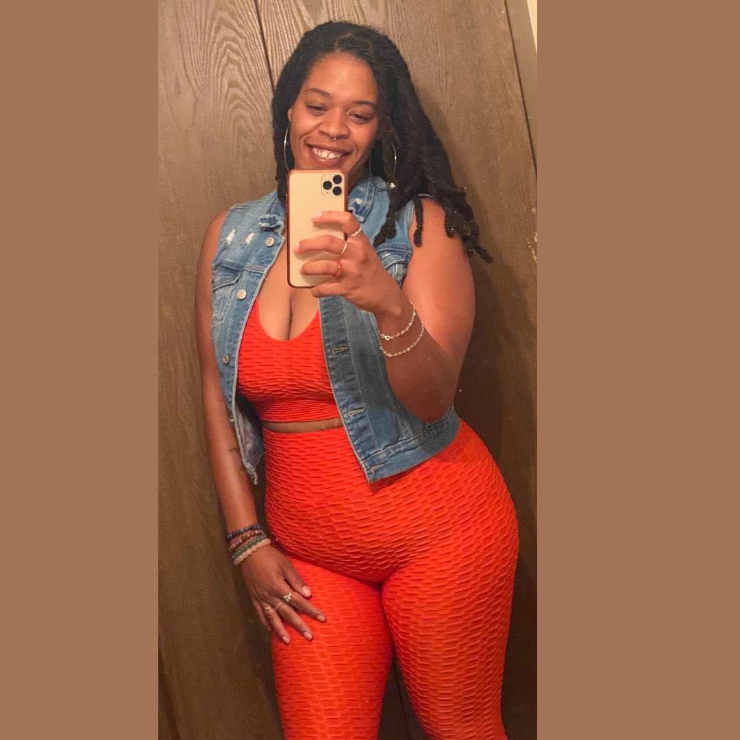 DawnCla27028948's tweet photo. One thing about me…. I’m smiling regardless 😍💋✨‼️

#happysunday #positivevibes #dcfit #inspiration #keepgoing #pushthrough #yougotthis #womanownedbusiness #blackownedbusiness #blm #winnersmindset #fitness #fit https://t.co/j3fEX3AOC8