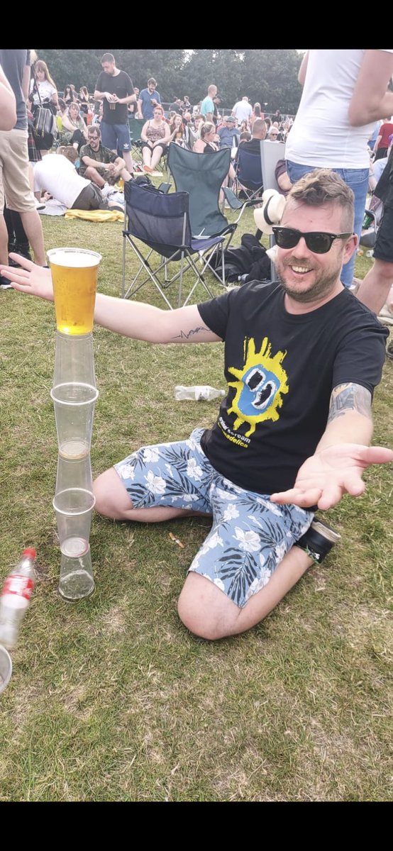 airtime55's tweet photo. Great do @FestwichFest  great to be back, the beers piled up 😂@markdickson79 @xRcarringtonx https://t.co/gbtv1eeYuf