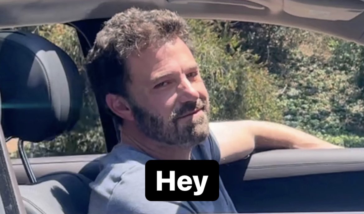 MediumSizeMeech's tweet photo. Bennifer4Ever https://t.co/vYPArYKPTr