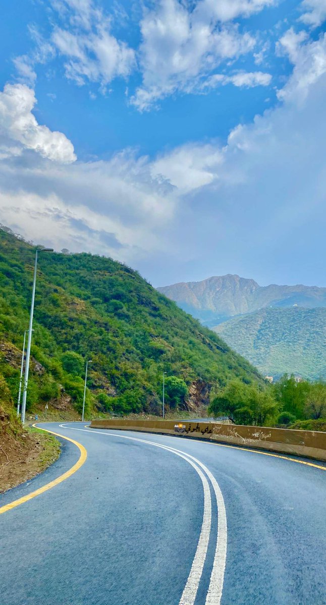 alinasar707's tweet photo. من تصويري محافظه رجال المع@VisitSaudiAR @Rijalalmaa0 @asirmunicipal @HashKSA @AsirTourism @IAseeer https://t.co/fdO9ENAGre