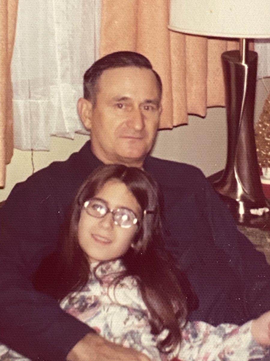 NephewSusan's tweet photo. #GirlDad I miss my Dad but I’m glad he isn’t here to see what #ALS has done to my body.  We need #ACTforALS and #NurOwn.  No father should watch his daughter succumb to this horrendous disease.  And no daughter should see it destroy her father!  #NurOwnWorks #DrugsInBodies https://t.co/xBMA2n3IIs