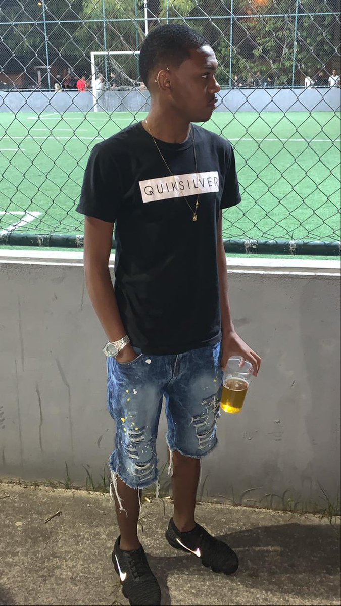 Brincalhao22's tweet photo. Blusa da sorte ❤️‍🔥 https://t.co/c5Q73cMSTJ